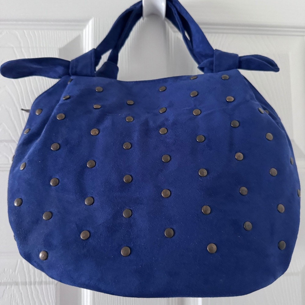 Blue tote bag